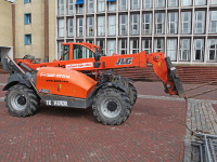 telescopic loader - forklift with variable reach